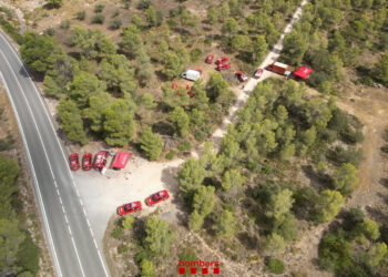 Un ampli desplegament de Bombers busca una dona desapareguda de 71 anys a Rasquera