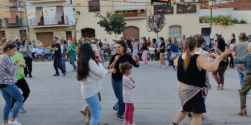 La Ribera d’Ebre balla a ritme de jota en la 14a Festa Comarcal a Ginestar