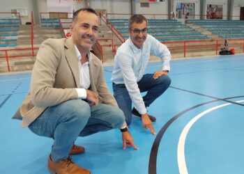 Tortosa finalitza els treballs de millora de la pista del pavelló Jordi Angelats