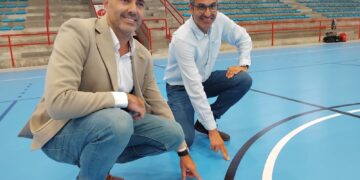 Tortosa finalitza els treballs de millora de la pista del pavelló Jordi Angelats