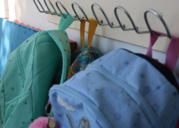 Arrenca el curs escolar amb menys alumnes, més professorat i sense mòbils a les aules