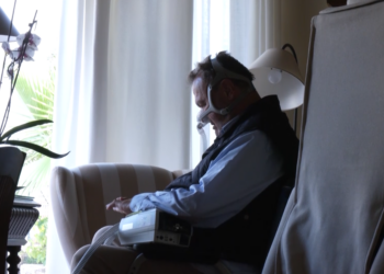 Els malalts d’ELA lamenten el retard en l’aplicació de la llei per garantir l’atenció 24 hores