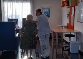 Catalunya desplega l’atenció integrada social i sanitària: més coordinació, més salut, més benestar