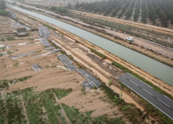 Bombers i Govern alerten que faran falta dies per recuperar la C-12