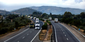 Els transportistes reclamen tornar a circular per l’N-340