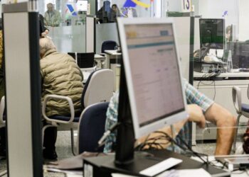 L’Administració pública: ‘Ni fa ni deixa fer’