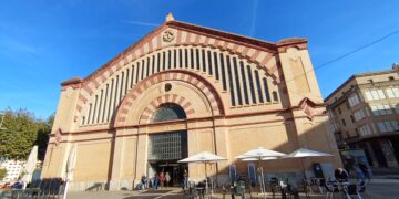 El govern de Tortosa anuncia una restauració integral de la façana del mercat municipal