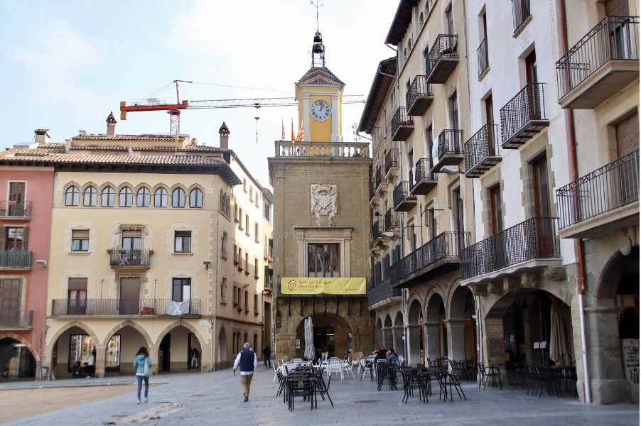 DE LA CATALUNYA DUAL A LA CATALUNYA EN XARXA