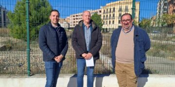Junts per Tortosa exigeix iniciar ja les obres del segon aparcament als terrenys de Renfe