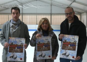 Tortosa obre la pista de gel amb gairebé 4.000 escolars participants