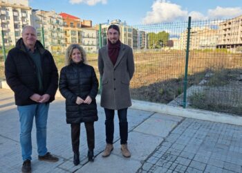 Junts per Tortosa demana que es reordeni el segon aparcament de Renfe per evitar perdre 67 places per a cotxes