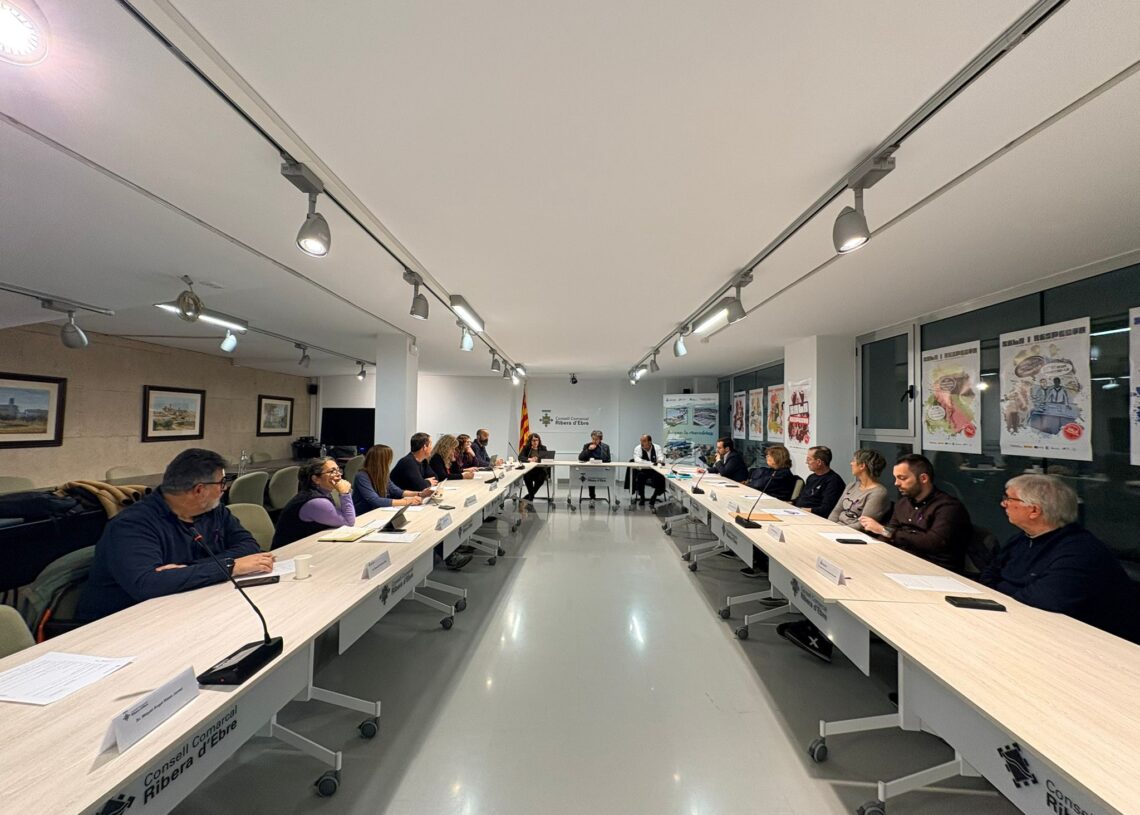 La Ribera d’Ebre aprova un pressupost de 9,7 milions per al 2026 per impulsar inversions i reforçar els serveis socials