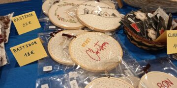 L’IES de l’Ebre consolida la seva Fira de Comerç Just amb productes locals i col·laboració solidària