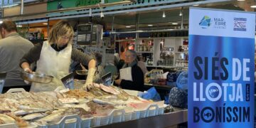 El GALP Mar de l’Ebre impulsa el peix de proximitat amb la campanya ‘Si és de llotja, és boníssim!’