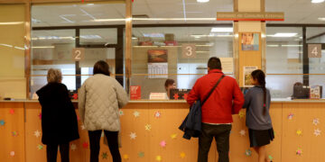 L’Hospital de Tortosa s’omple de Nadal amb 8.000 estrelles solidàries