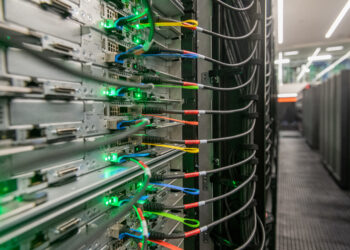 L’alcalde de Móra la Nova defensa que el municipi conservarà el gruix de la inversió del projecte de gigafactoria d’IA