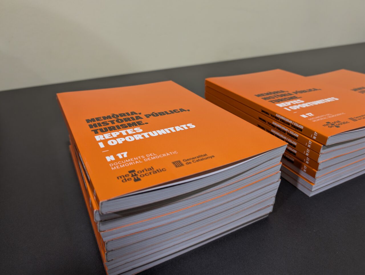 El Memorial Democràtic presenta un llibre que repensa la gestió del patrimoni memorial