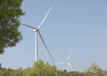 El Govern vol implantar una potència de més de 509 MW fotovoltaics i 1.261 MW eòlics al Baix Ebre per a l’any 2050