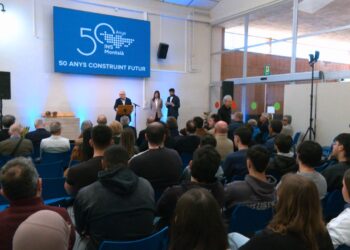 L’Institut Montsià d’Amposta celebra els 50 anys amb una jornada emotiva de record i agraïment