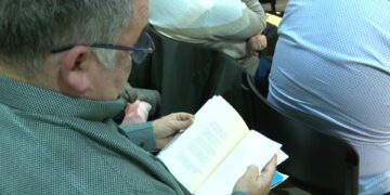 Tortosa homenatja Roc Llop i anuncia les primeres llambordes Stolperstein en record de l’Holocaust