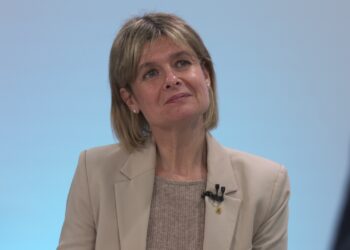 Llauradó apunta al mitjà termini per a la nova seu de la Diputació de Tarragona a l’Ebre