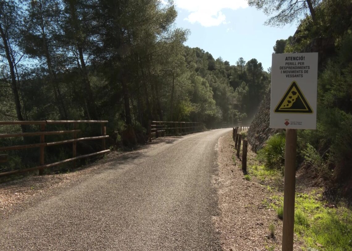 El Consell Comarcal del Baix Ebre revisa la Via Verda per reforçar la seguretat dels usuaris