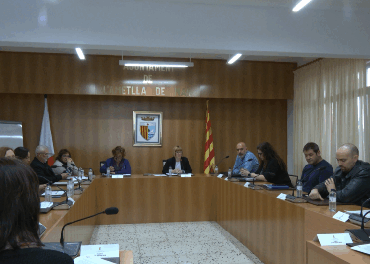 El regidor socialista Xavier de la Fuente abandona el govern de l’Ametlla de Mar i deixa Junts en minoria