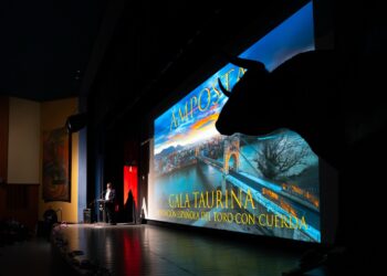 Amposta dona el tret de sortida al Congrés Nacional del Bou de Corda amb una gala multitudinària