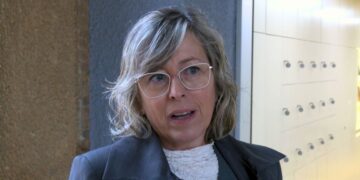 Mar Lleixà anima a Meritxell Roigé a fer ‘propostes en positiu’ per a Tortosa