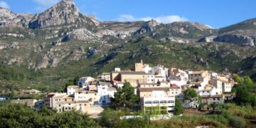 La veu, el silenci i la memòria, per Elena Solanas