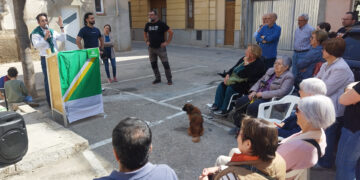 Veïns de Jesús reclamen mesures urgents i més seguretat davant la degradació del nucli antic