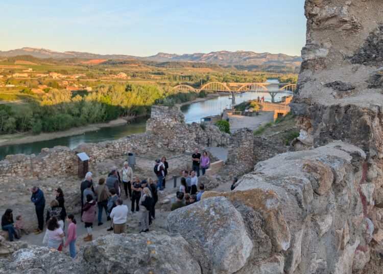 Móra d’Ebre recupera el castell amb noves millores i la descoberta del fossat del pont llevadís