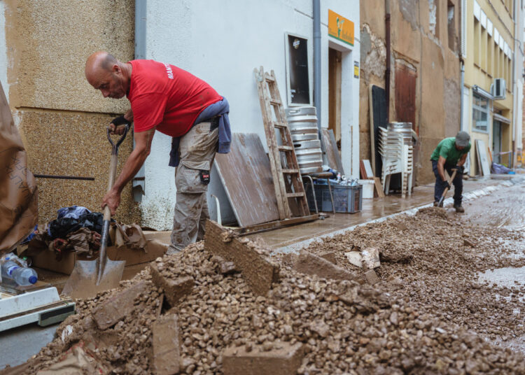 El Govern impulsa una guia pionera per protegir els treballadors davant fenòmens climàtics extrems