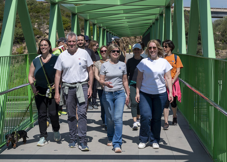 La Via Verda de la Val de Zafán ja arriba al mar: s’inauguren els 27 quilòmetres de nova extensió