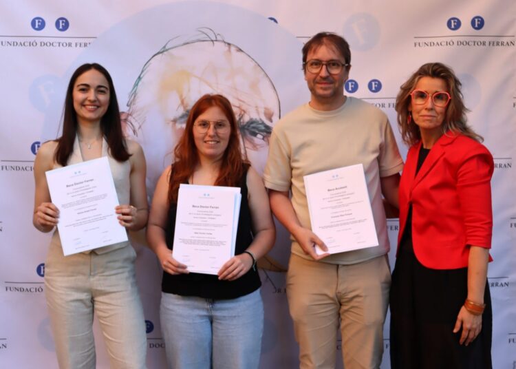 La Fundació Doctor Ferran entrega les beques de recerca 2026 i reivindica la investigació al territori