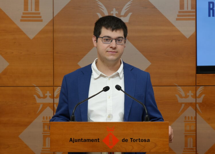 Junts per Tortosa torna a qüestionar la contractació de la direcció de la Festa del Renaixement