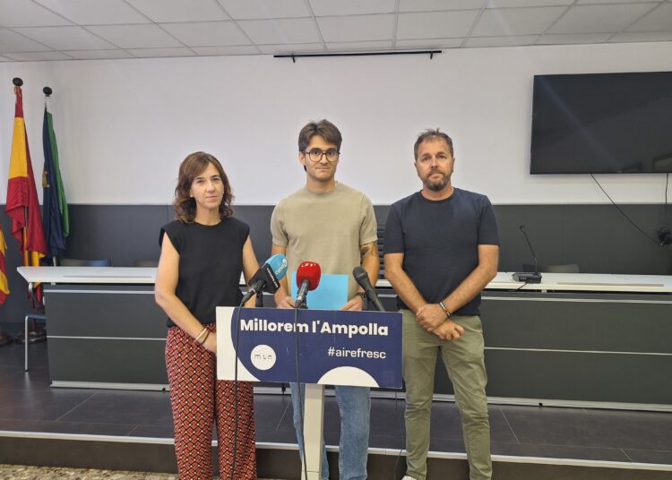 Millorem l’Ampolla assegura que les irregularitats en la contractació municipal es feien “per sistema”
