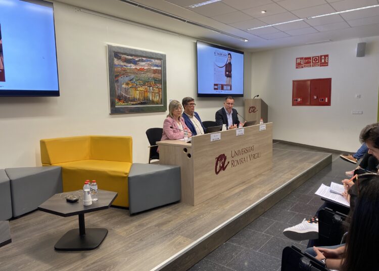 La Trobada d’Economia de la URV reivindica el talent jove com a motor de futur a l’Ebre