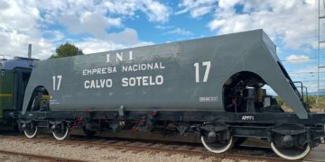El Museu del Ferrocarril de Móra la Nova incorpora un històric vagó de carbó d’Endesa