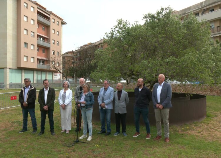Tortosa dedica el parc de la Fira al cofundador del PSUC Rafael Vidiella
