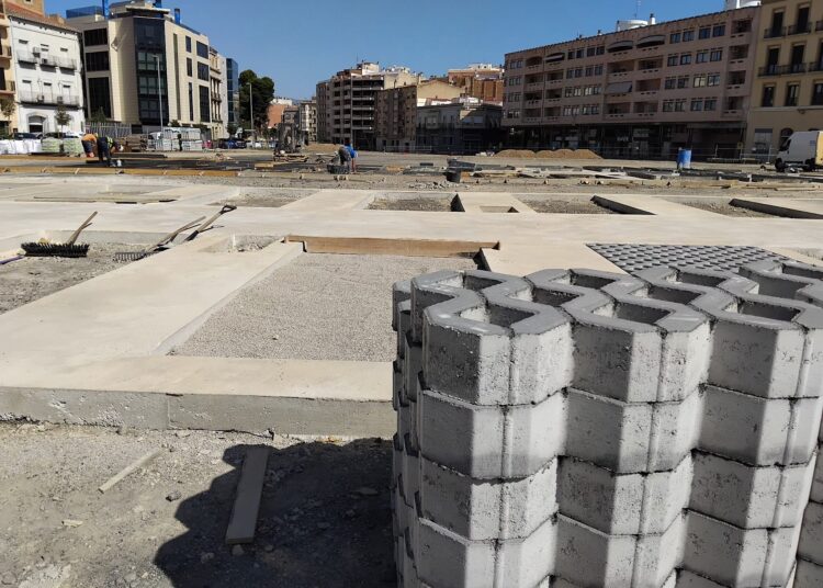 Tortosa amplia el projecte del segon aparcament d’Adif amb més zona verda i voreres més amples