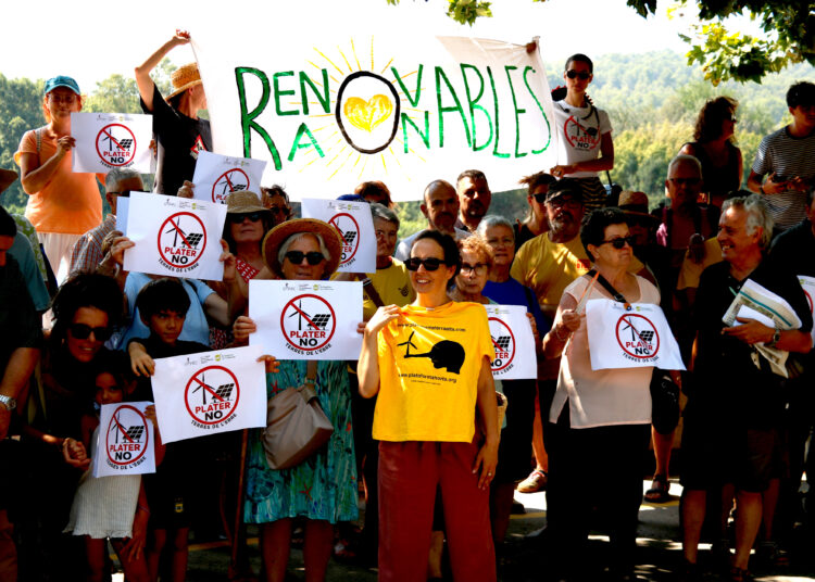 Municipis i entitats s’oposen al PLATER i reclamen un reequilibri territorial en la implantació de renovables