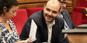 Dalmau reivindica la candidatura ‘guanyadora’ de Móra la Nova per convertir Catalunya en ‘un referent’ en IA