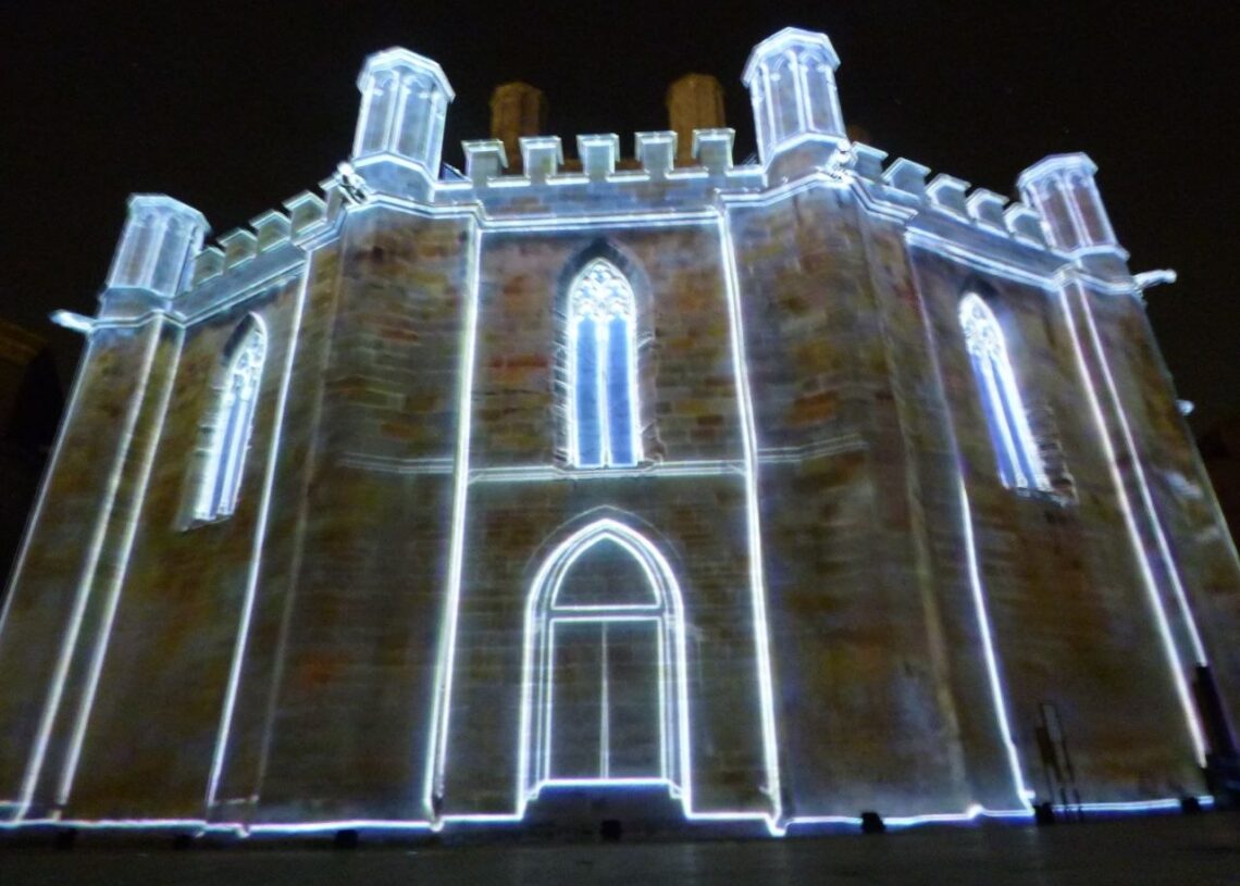 Posem llum a la foscor: Tortosa, la ciutat del vídeo-mapping?