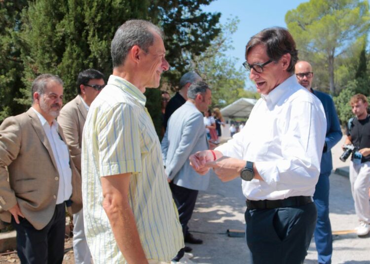 Illa reivindica la ciència des de l’Observatori de l’Ebre abans de l’eclipsi