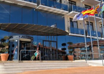 La calor extrema comença a modificar les dates de les vacances dels turistes