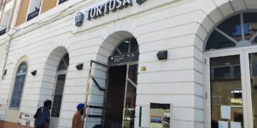Jornada de retards i preocupació ferroviària a l’estació de Tortosa